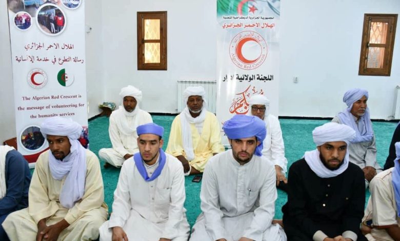 صورة من ولاية أدرار الهلال الأحمر الجزائري يطلق برنامجًا متخصصا لتكوين المؤطرين والطلبة بالمدارس القرآنية في مجال الإسعافات الأولية